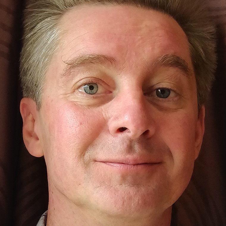 Chris Gray.jpg