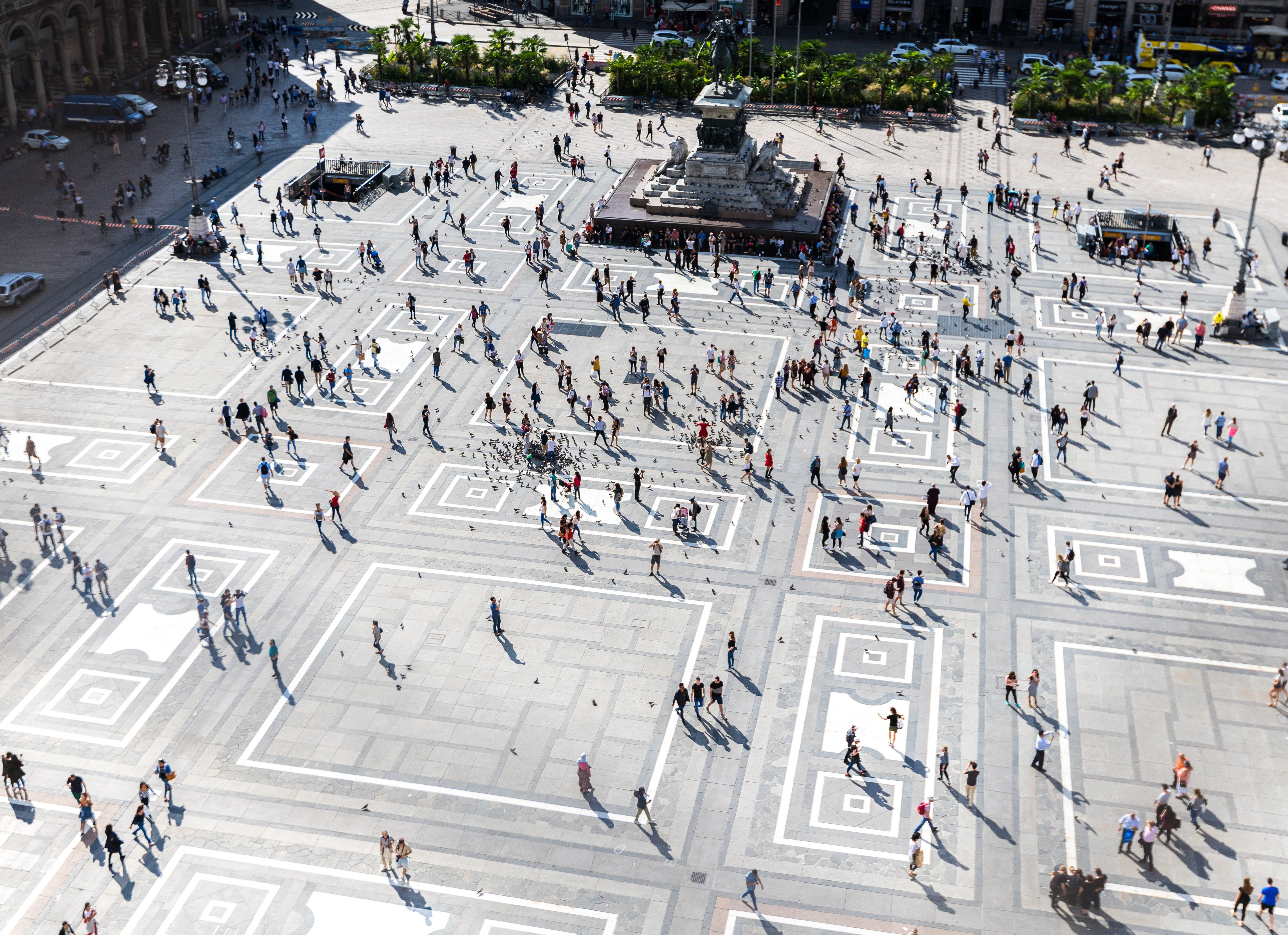 In a crowd of people, digital contact tracing would allow you to learn if you've passed by someone who's tested positive for coronavirus (Photo by Jilbert Ebrahimi on Unsplash)
